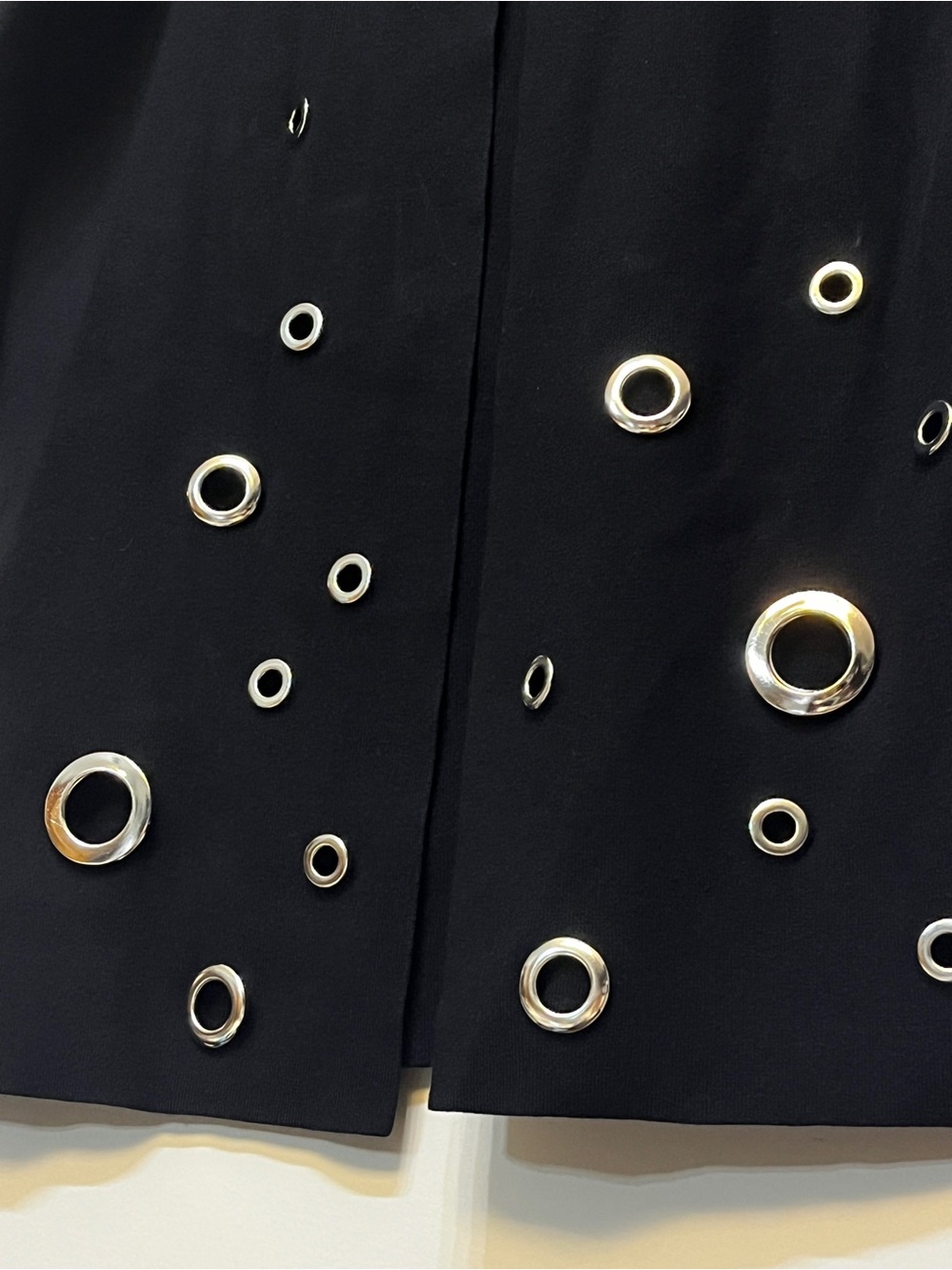 Angela Mara Italy - Iconic Black Ring Detail Blazer Size M. Like New - Picture 3 of 8
